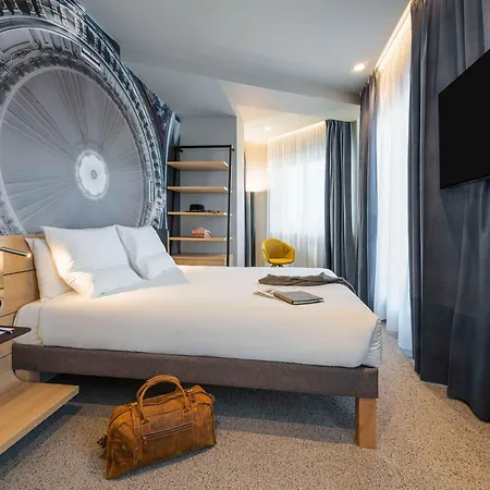 Hotel Novotel 20 Belleville Paris