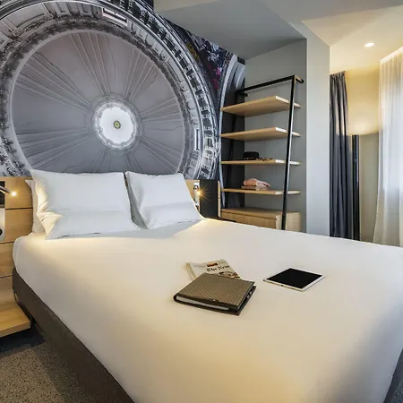 Novotel 20 Belleville Parigi