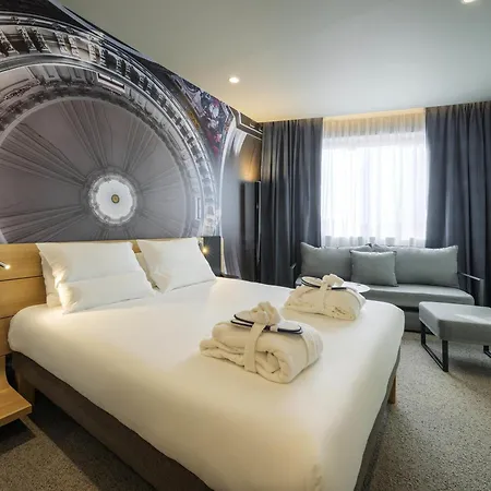 Novotel 20 Belleville Hotel Parigi