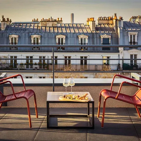 Novotel 20 Belleville Hotel 4*