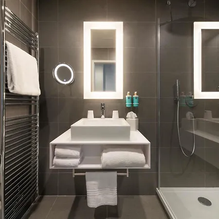 Novotel 20 Belleville 4*