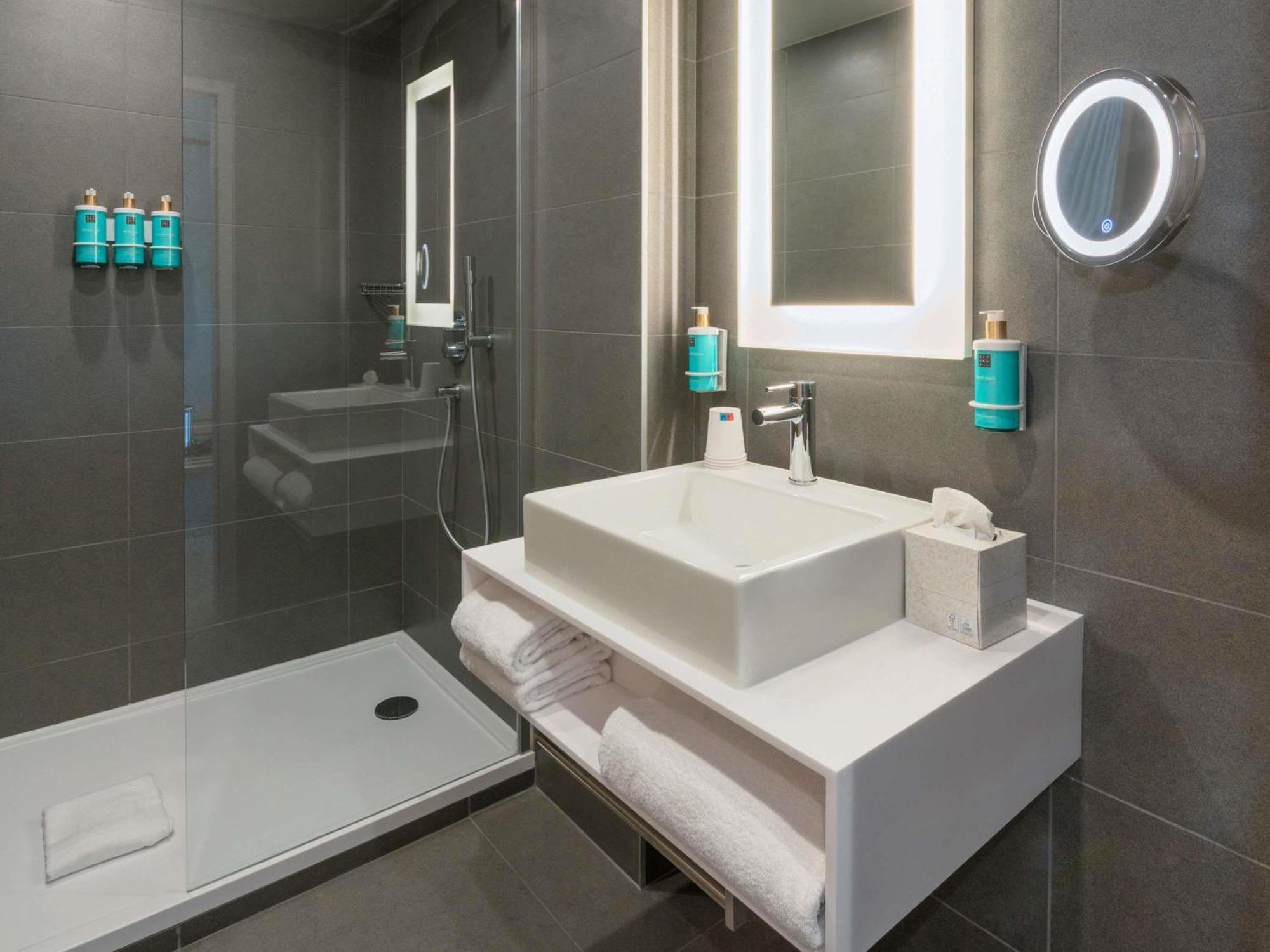 Hotel Novotel 20 Belleville 4*