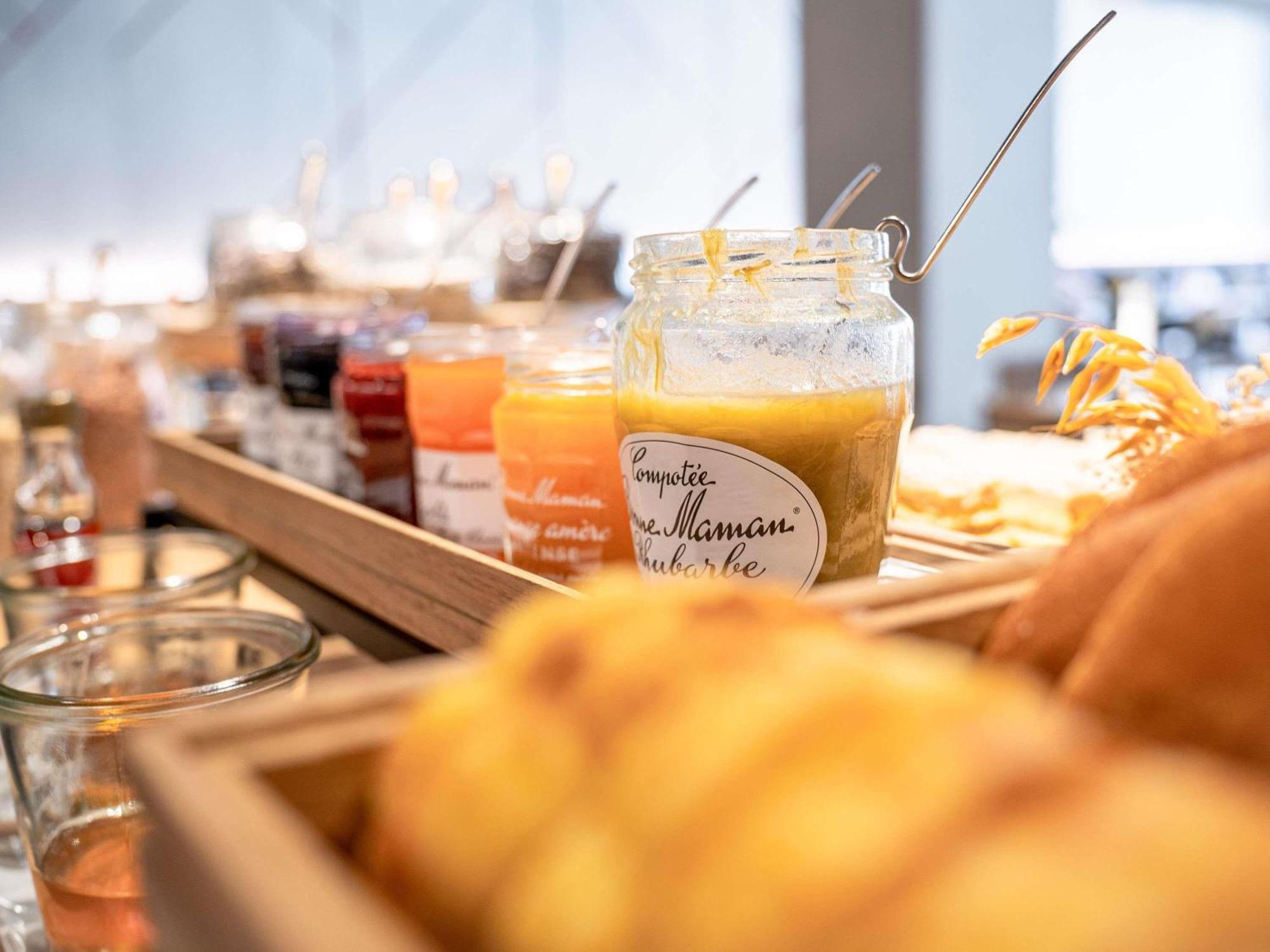 Novotel 20 Belleville Hotel Parigi