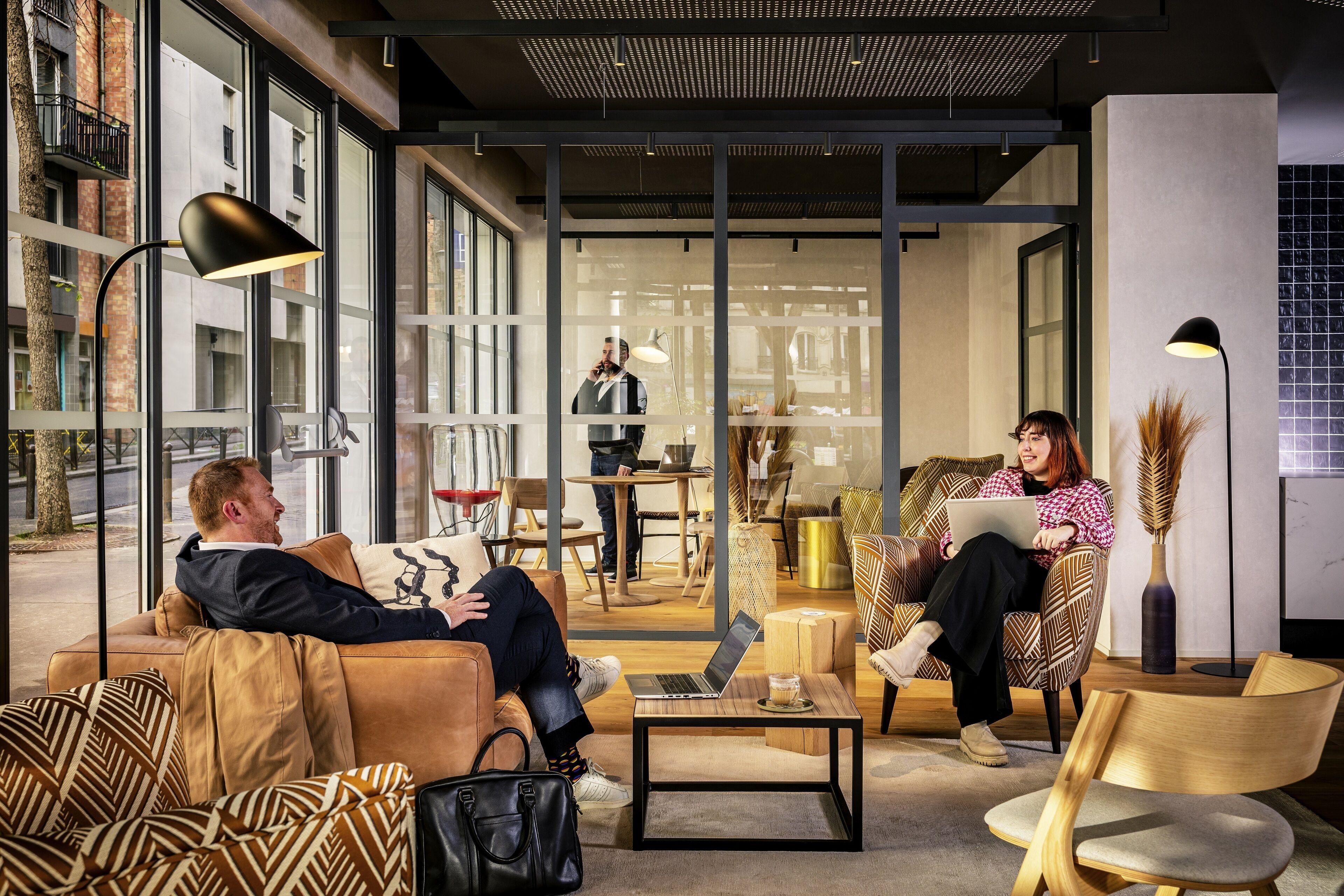 Novotel 20 Belleville Hotel 4*