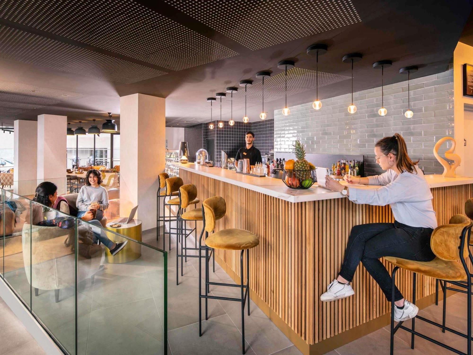 Hotel Novotel 20 Belleville 4*