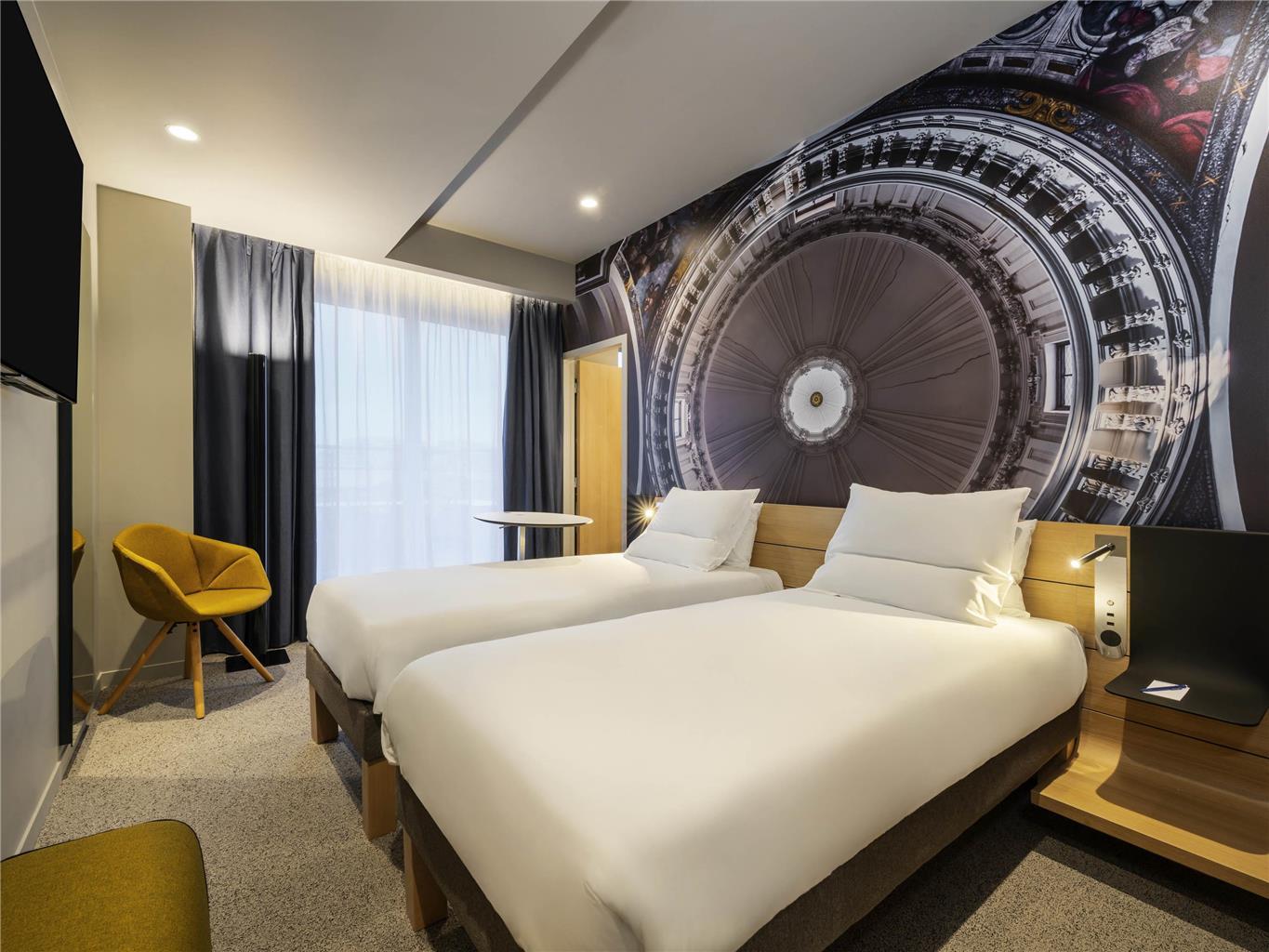 Novotel 20 Belleville 4*