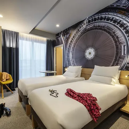 Novotel 20 Belleville Hotel Paris